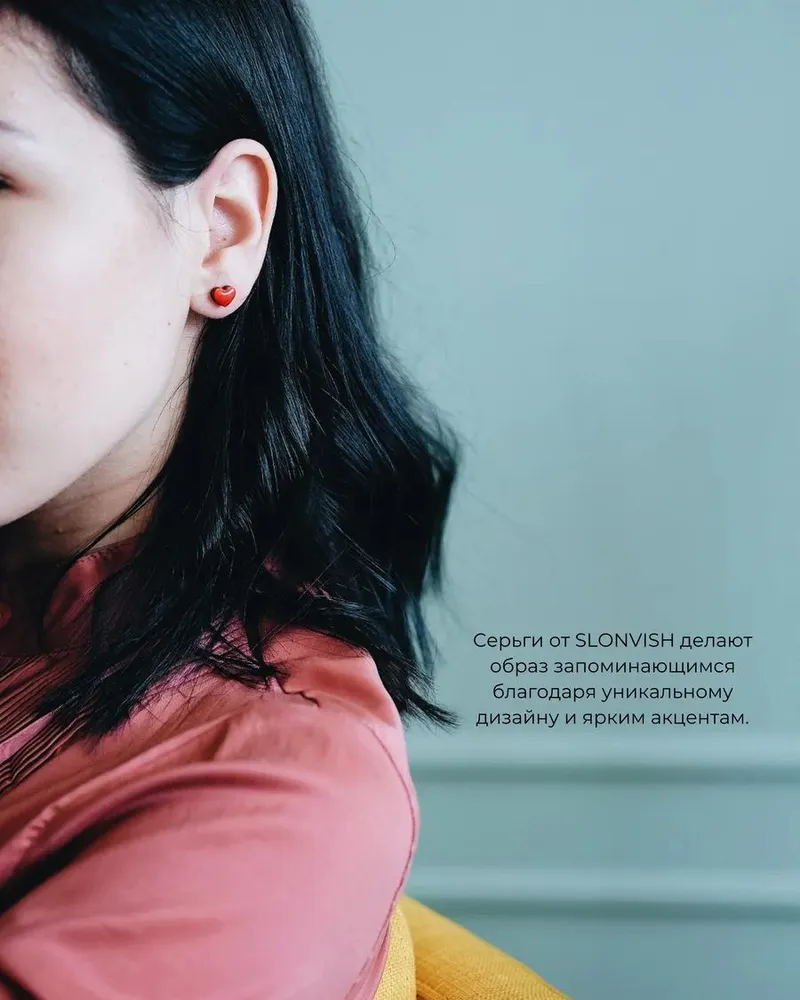 Серьги сердце для девочки деревянные — красный
