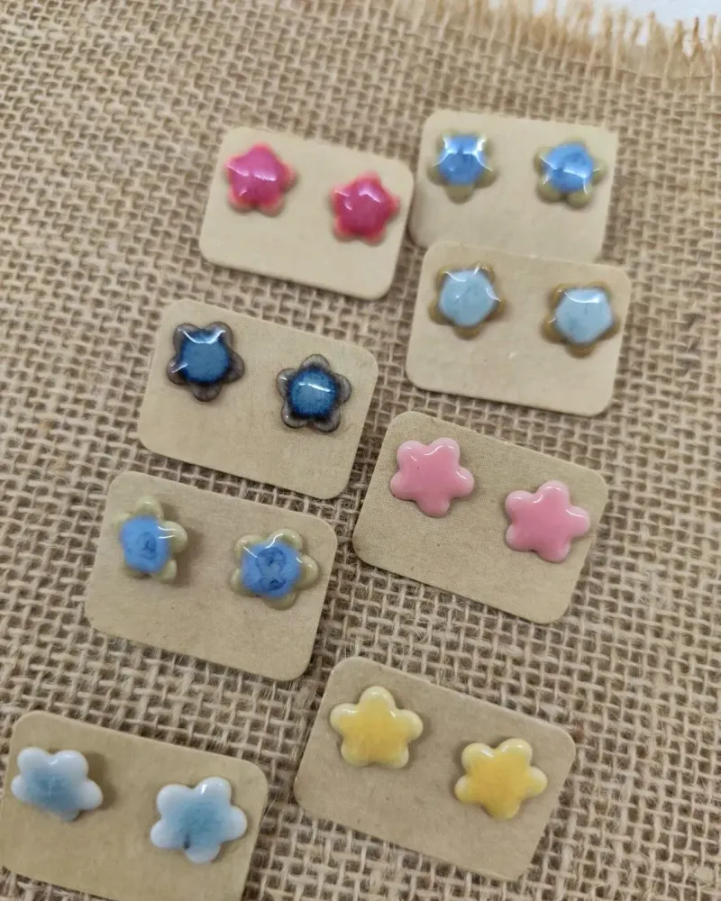 Серьги-пусеты «Звёздочки и цветы»