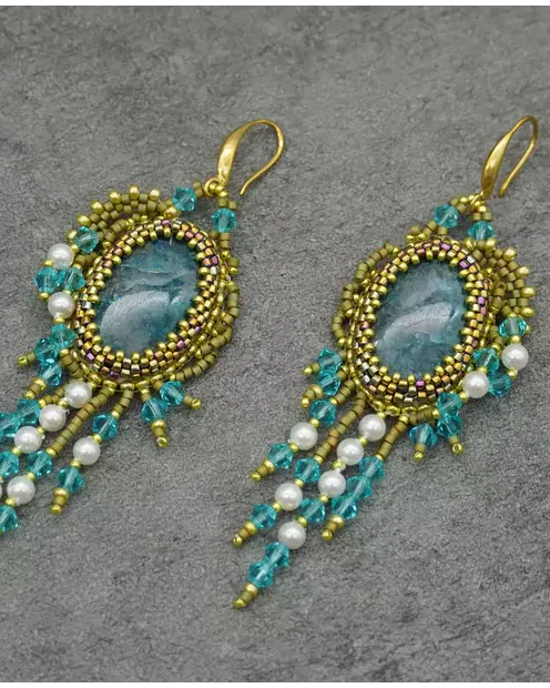 Авторские серьги ручной работы с апатитом и Swarovski