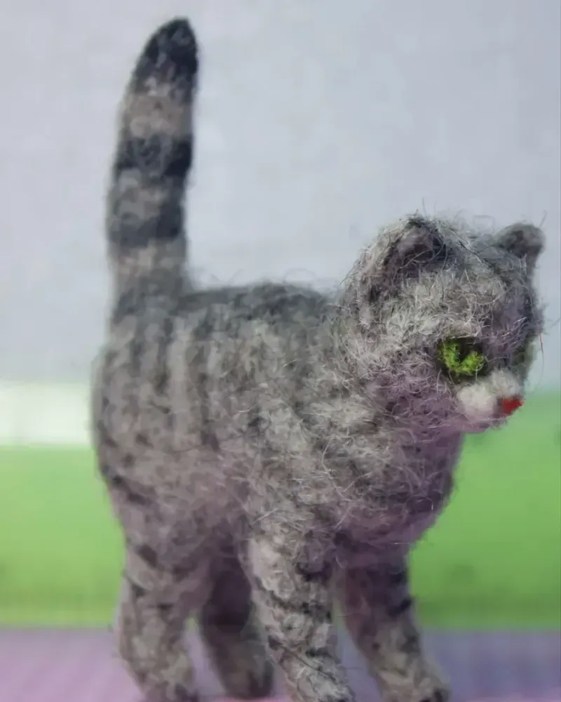 Полосатый котёнок для кукольного домика, 1:6 — Основной
