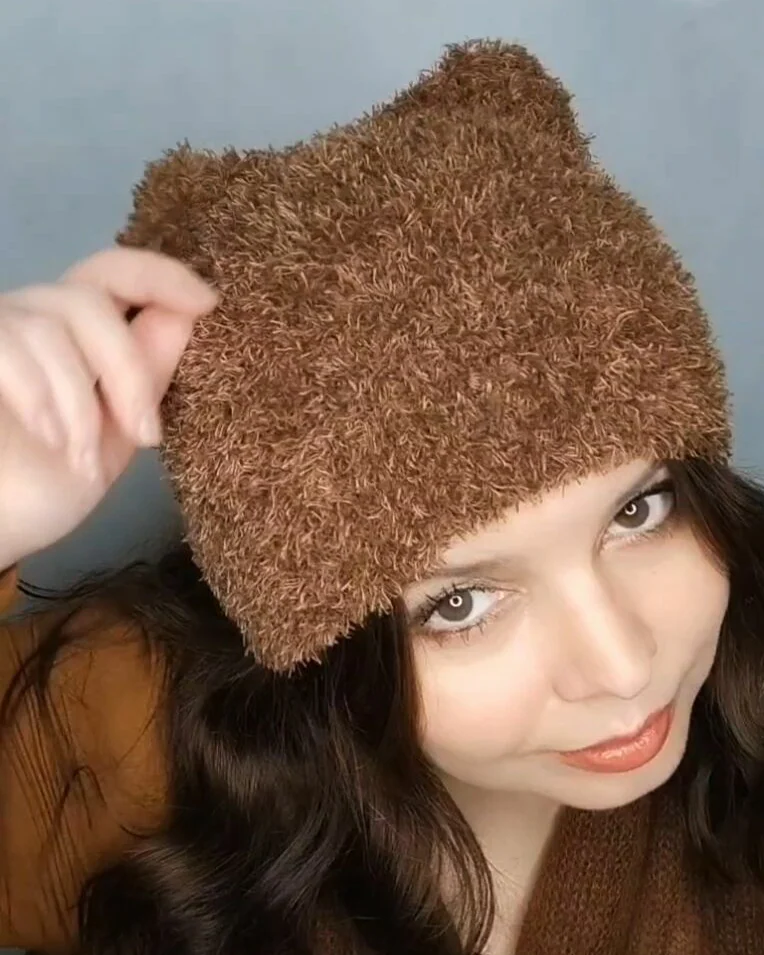 Шапка с ушками женская шапка вязаная