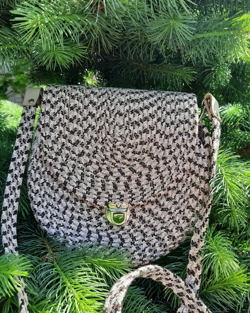 Круглая сумка из хлопкового шнура — серая