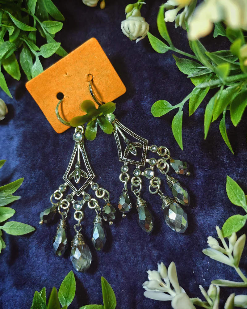 Рыцарские серьги, серебристые — Основной