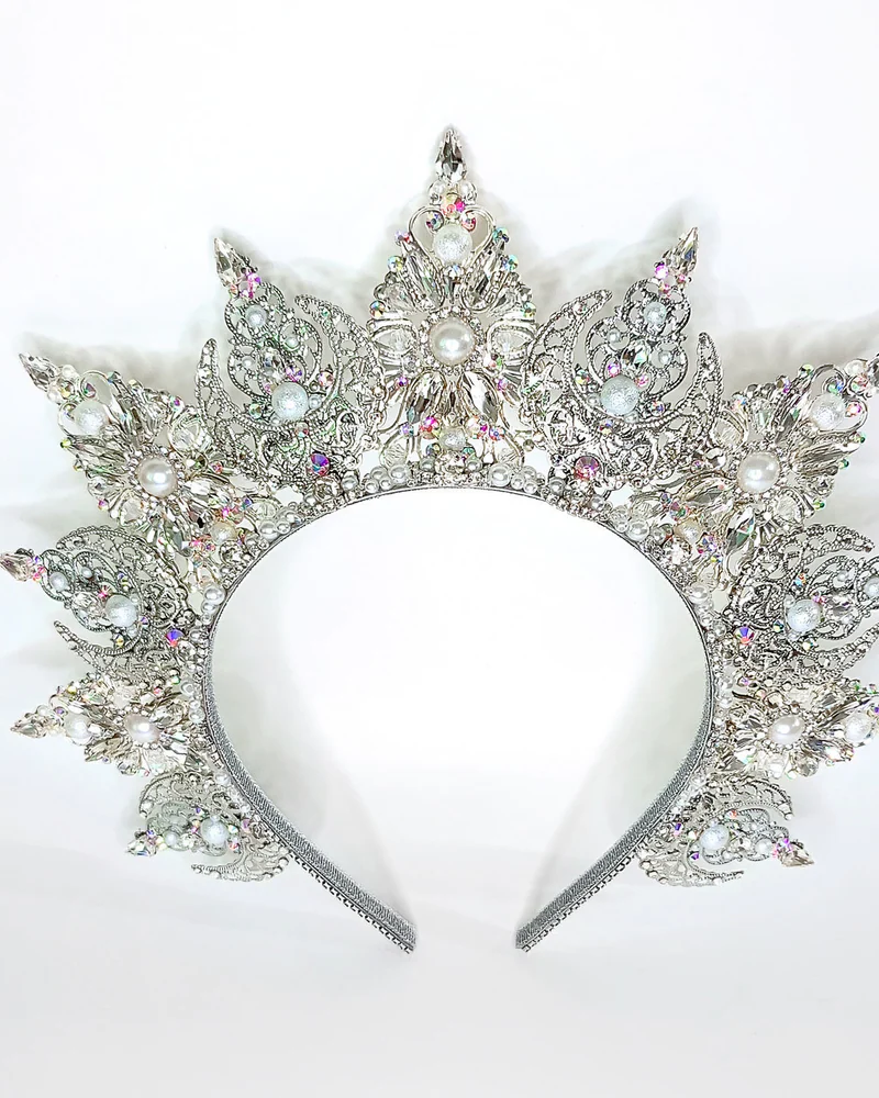Серебряная корона Снегурочки