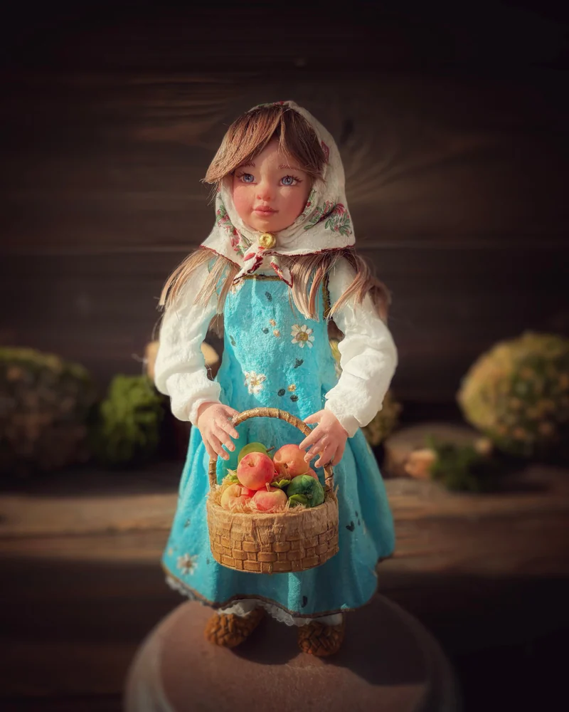 Ватная игрушка Любава в голубом платье