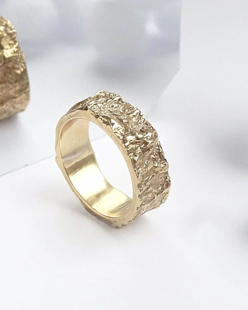 Серебряное кольцо фактурное