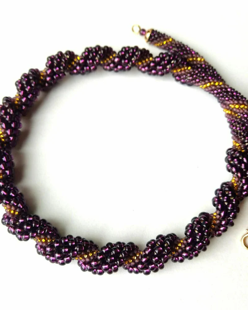 Колье из бисера «Сияние аметиста» 45 см