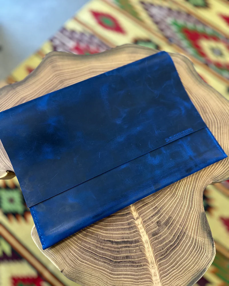 Синяя папка для MacBook
