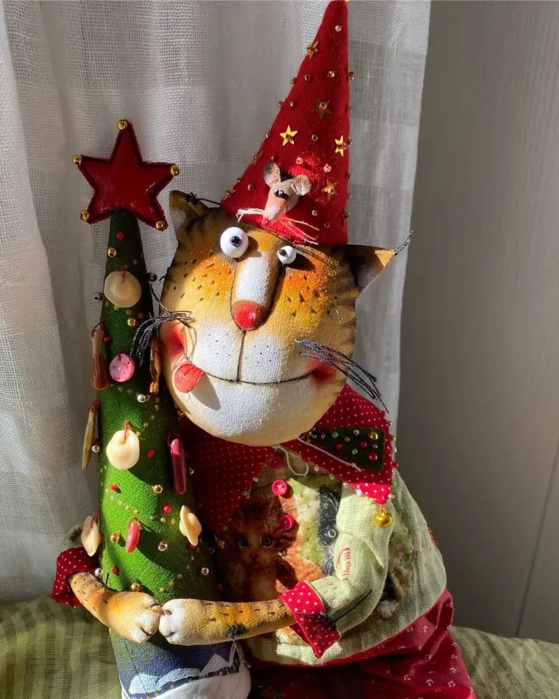 Новогодний кот с ёлочкой, текстильная кукла, 44 см