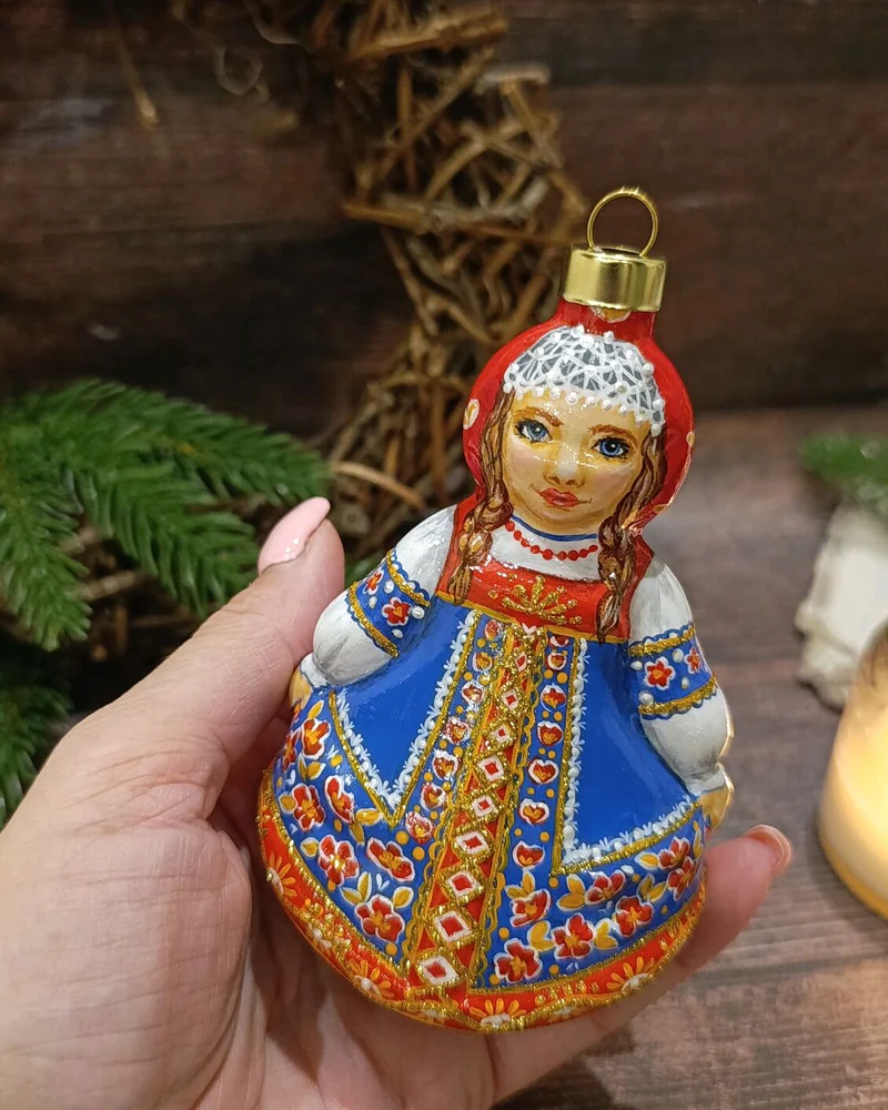 Ёлочная игрушка "Алёнка"