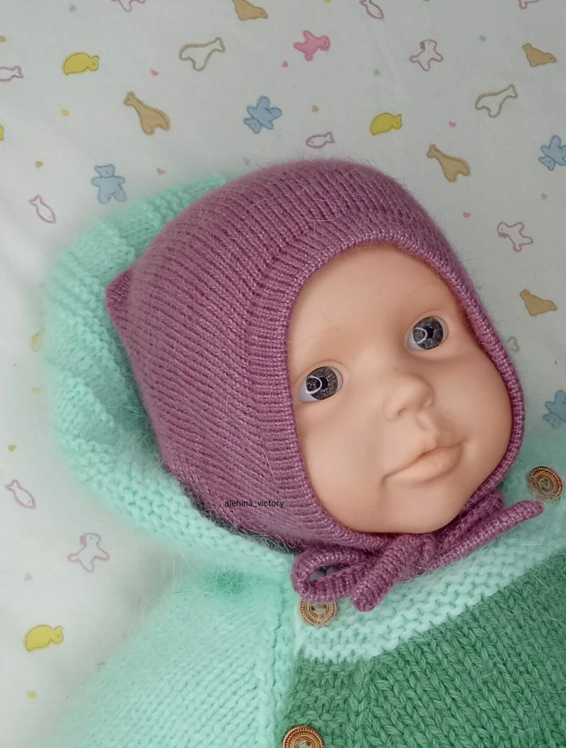 Чепчики вязаные для малышей