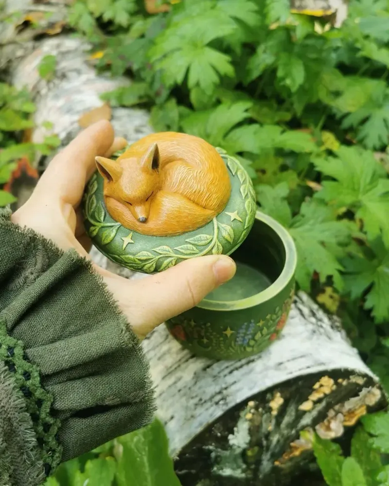 Шкатулка с лисичкой