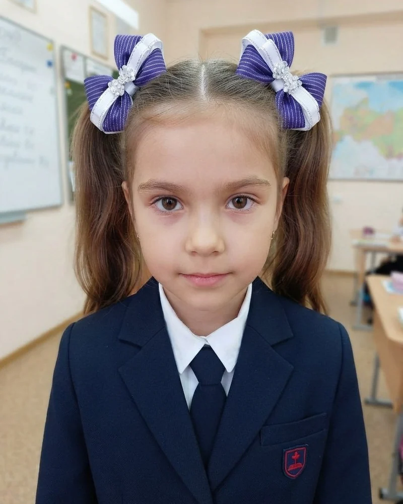 Школьные бантики синего цвета Изготовлены из прочной репсовой