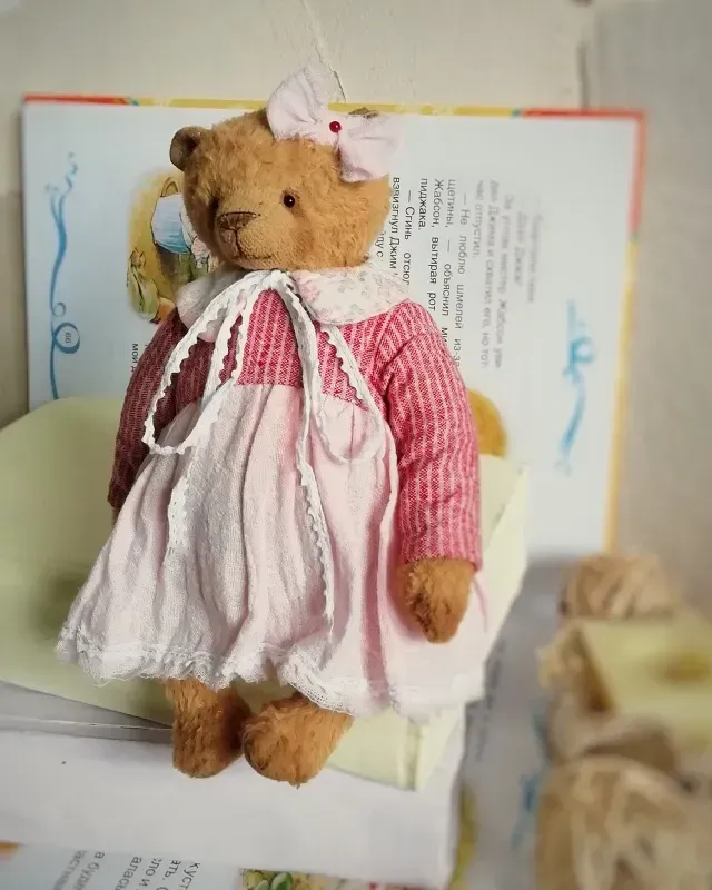 Мишка Тедди Элли, коричневый, 18 см
