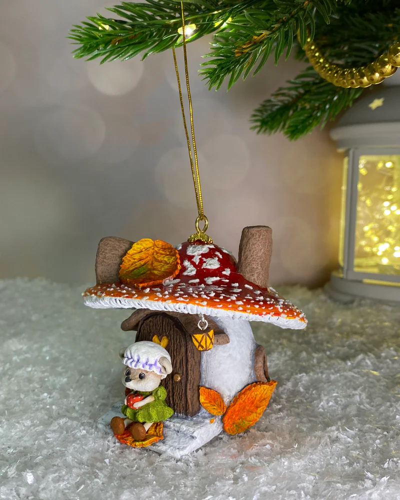 Ёлочная игрушка «Мухомор с мышкой»