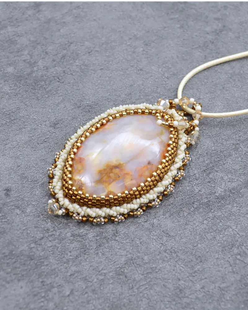Кулон с агатом Сакура и Swarovski