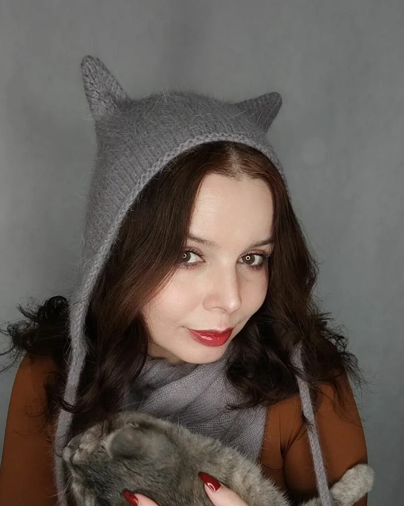 Коточепчик серый из ангоры чепчик с ушками