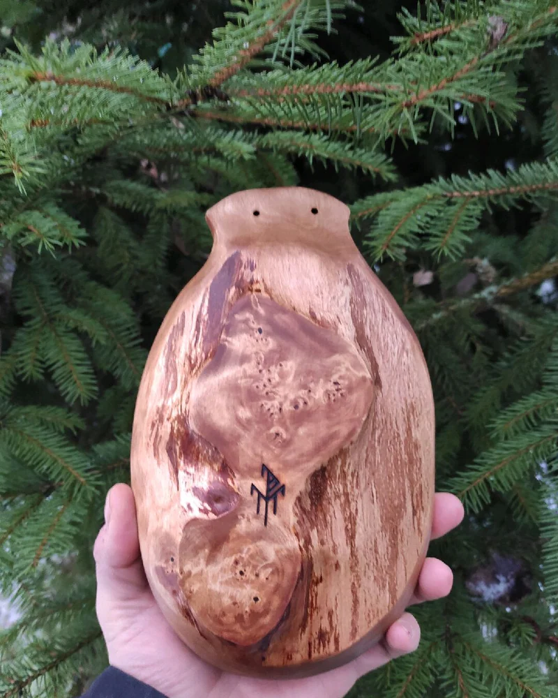 Миска из капа берёзы, морённая чагой — Миска из капа берёзы, морённая чагой