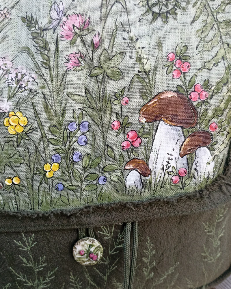 Рюкзак льняной Лесные сказки. Роспись, вышивка.