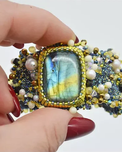 Браслет с лабрадорами и Swarovski