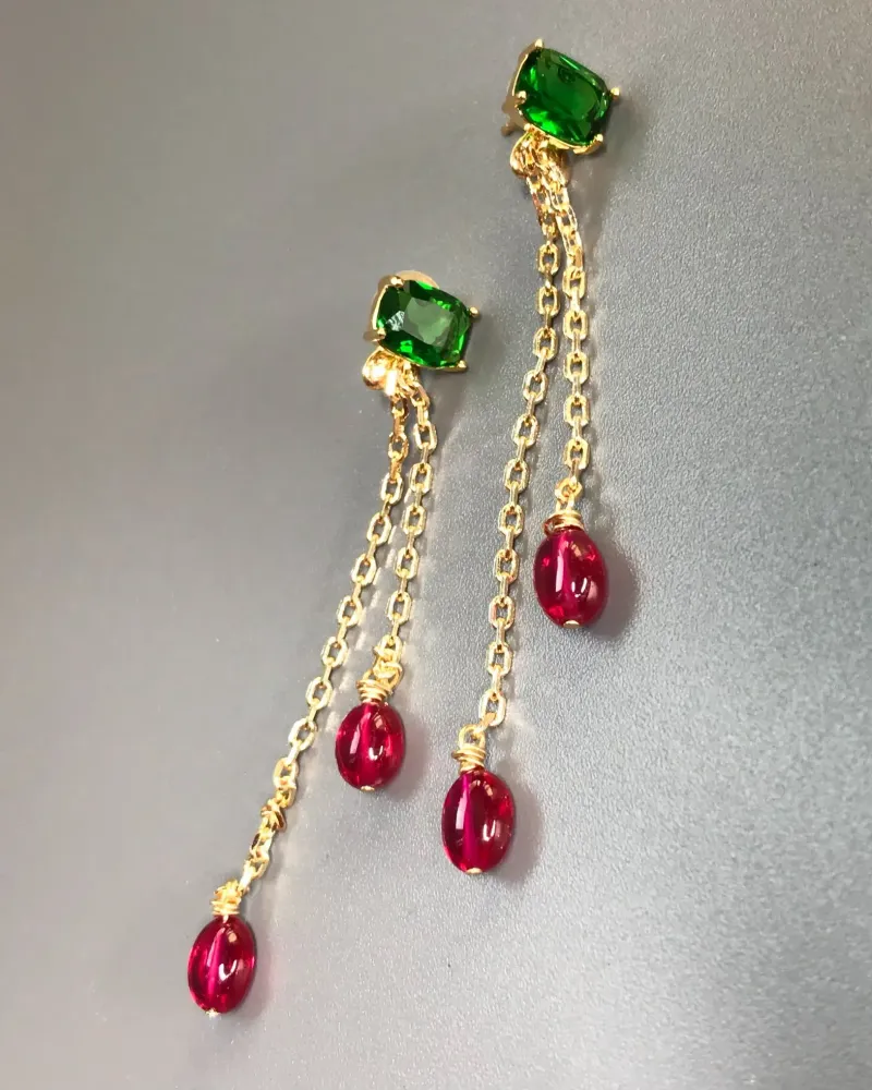 Серьги с камнями