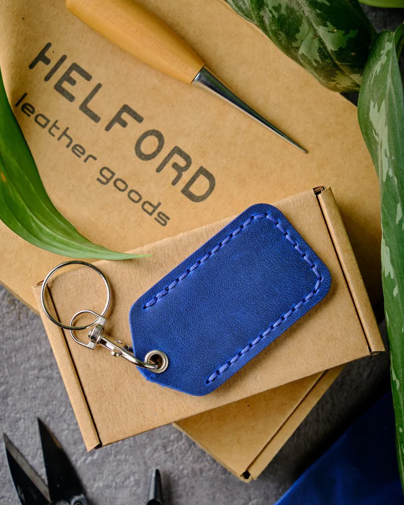 Брелок-чехол для ключей из натуральной кожи HELFORD Smart синий