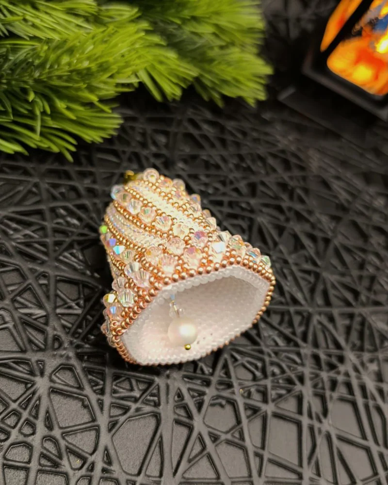 Белые елочные игрушки. 1 колокольчик 1 шарик. Новогодние игрушки купит