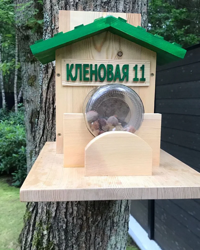 Кормушка для белок