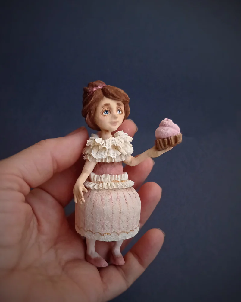 Фея кофейных чашечек (бежевая)