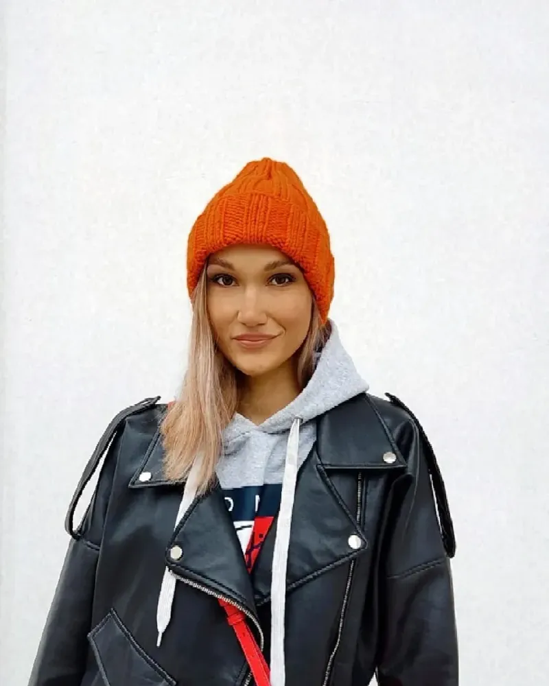 Шапка бини с отворотом Оранж — Ручная работа