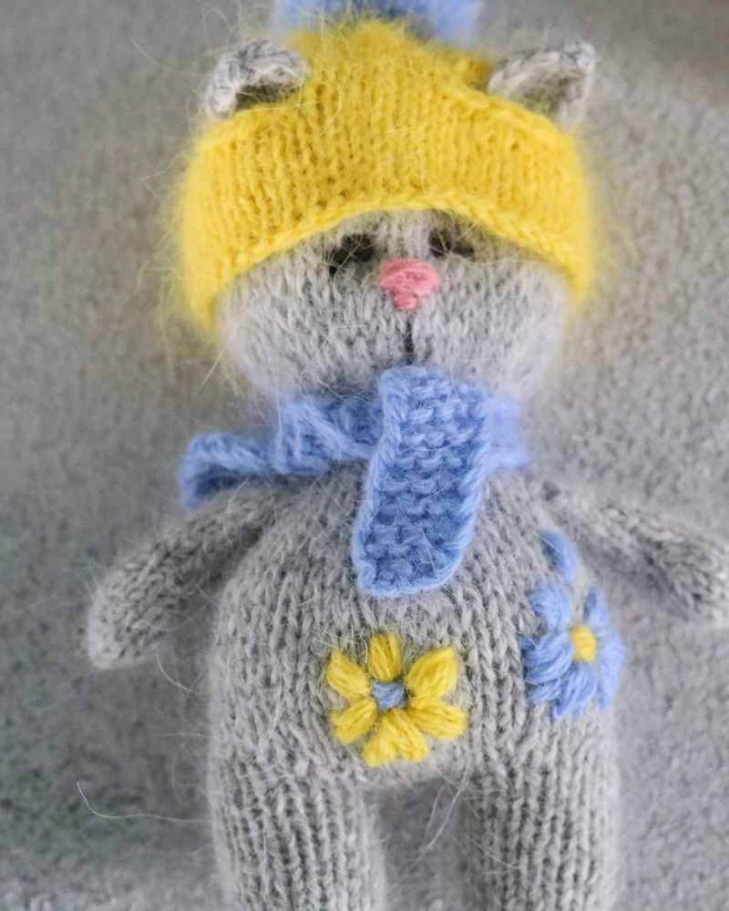 Мартовские коты, Парные вязаные игрушки кот и кошка