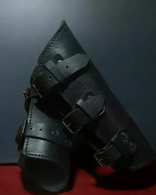 Кожаные наручи, чёрные — Чёрные