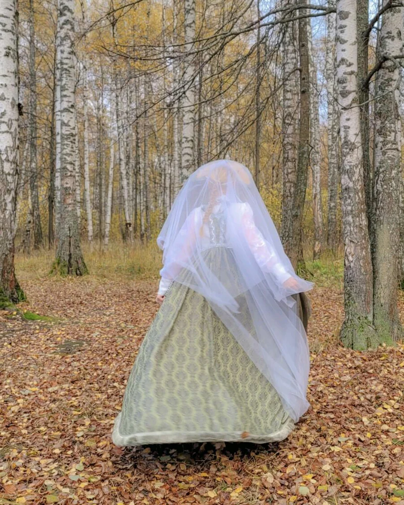 Костюм с сарафаном и блузкой, зелёный с белым