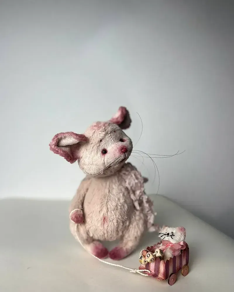 Мышонок и котик — Основной