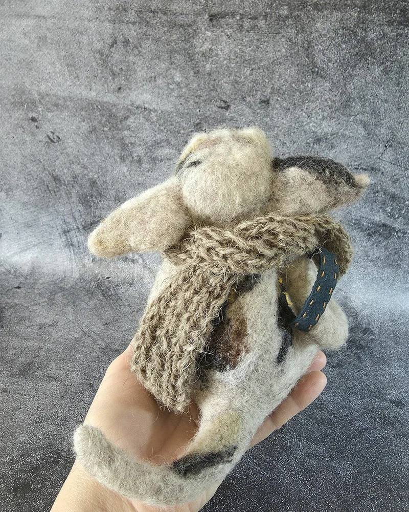 Пёс Стёпа. Интерьерная игрушка из шерсти
