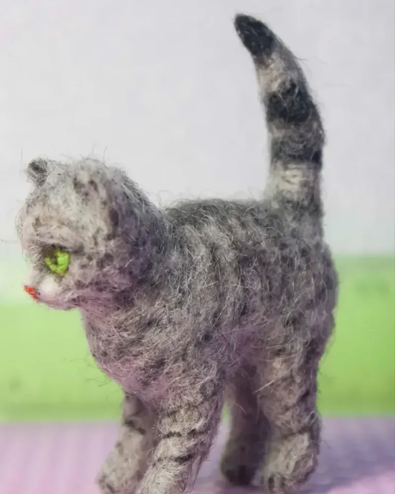 Полосатый котёнок для кукольного домика, 1:6 — Основной
