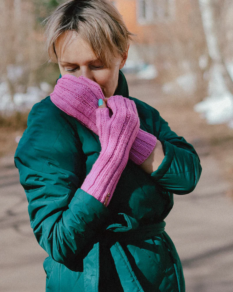 Митенки вязаные ярко-розовые длинные шерстяные, Женские митенки — Розовый