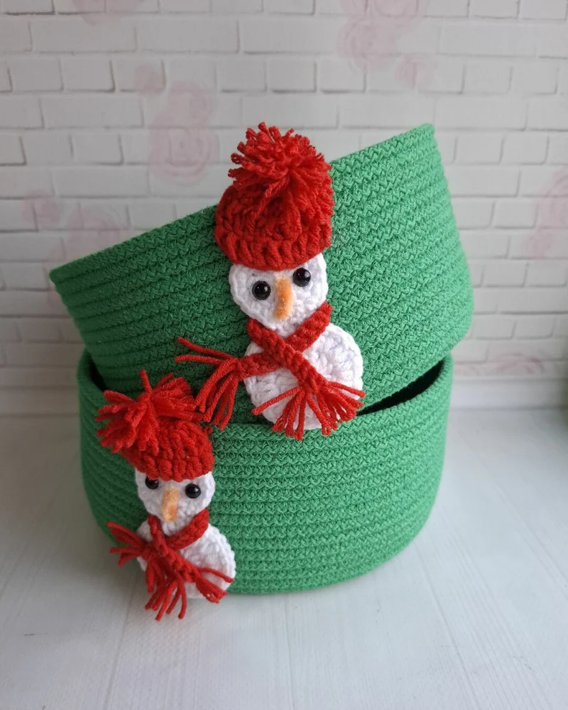 Корзина из хлопкового шнура с декором — мультиколор