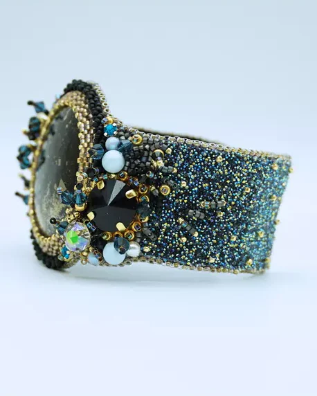 Авторский браслет с пиритом и Swarovski