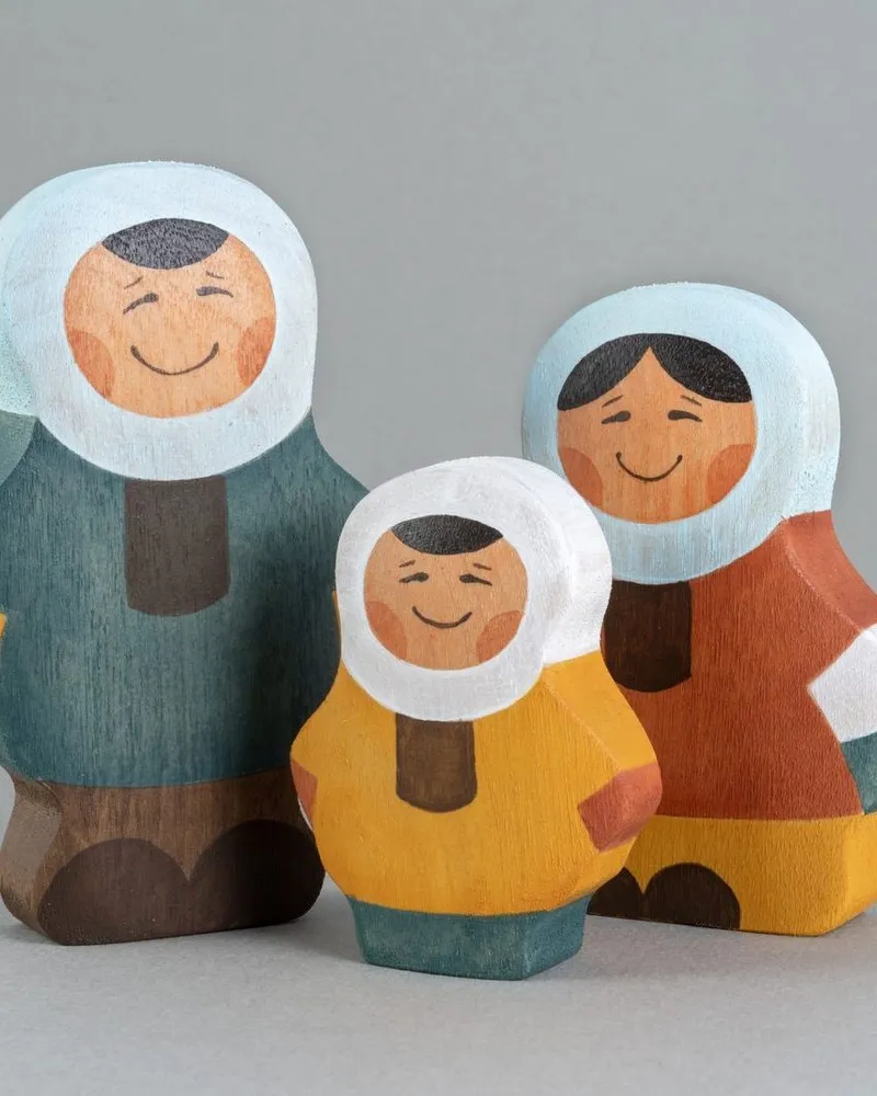 Вальдорфские фигурки людей — Семья эскимосов 3