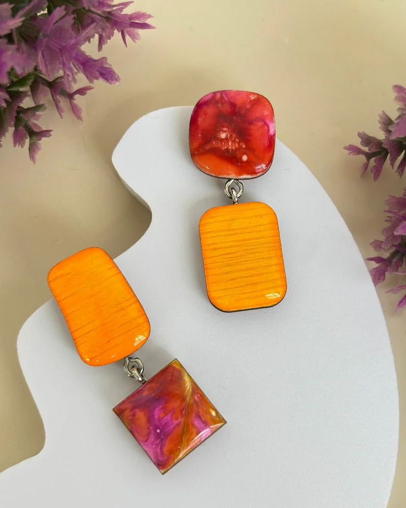 Серьги неоновые.Серьги оранжевые.Асимметрия