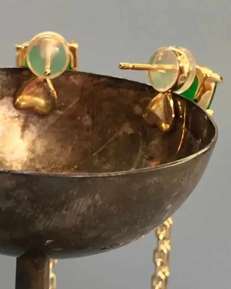 Серьги с камнями