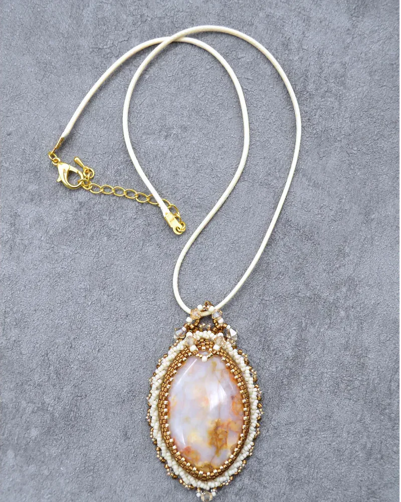 Кулон с агатом Сакура и Swarovski
