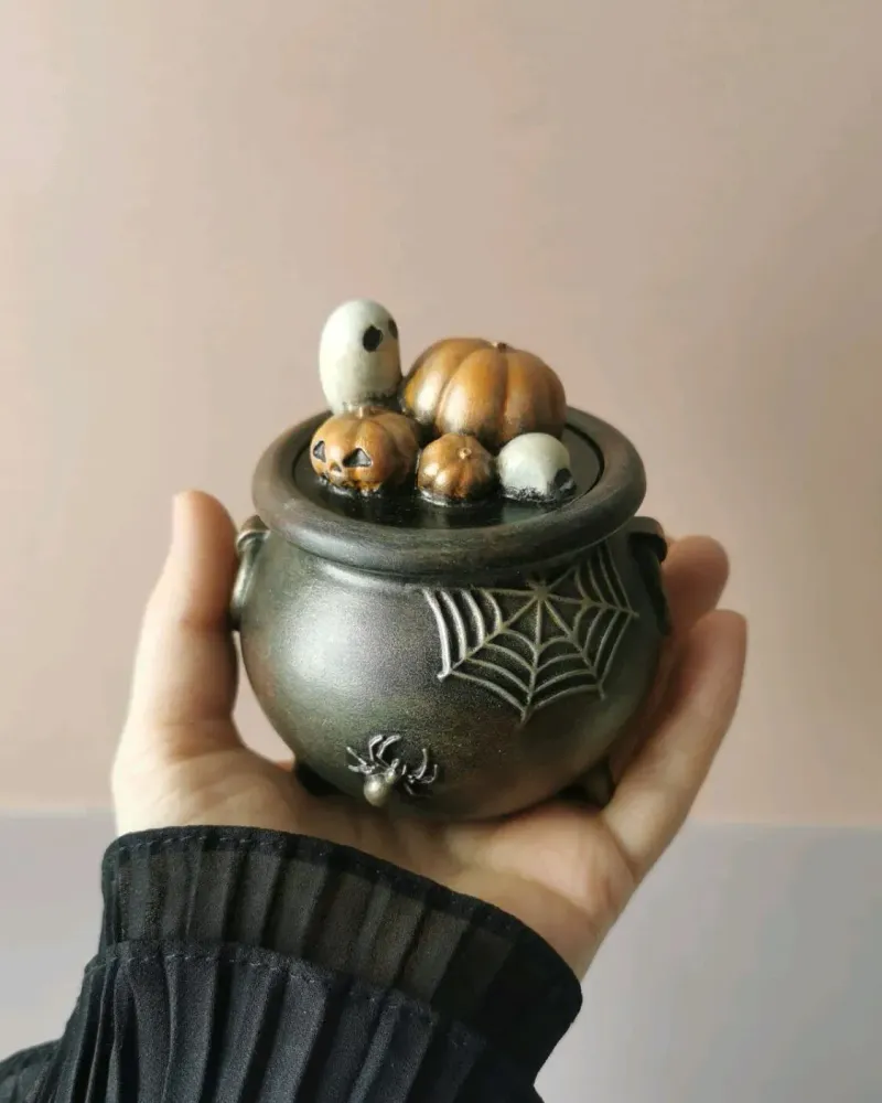 Ведьминский котелок с крышкой