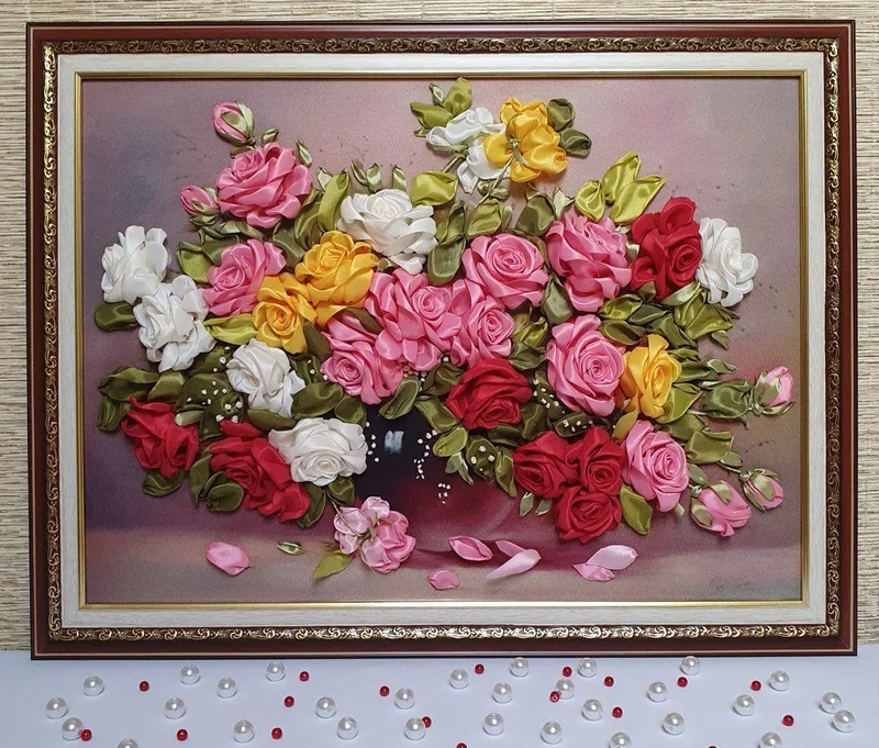 Картина лентами «Розы»