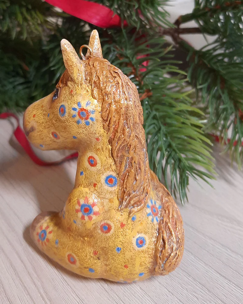 Ёлочная игрушка «ЗОЛОТАЯ ЛОШАДКА»