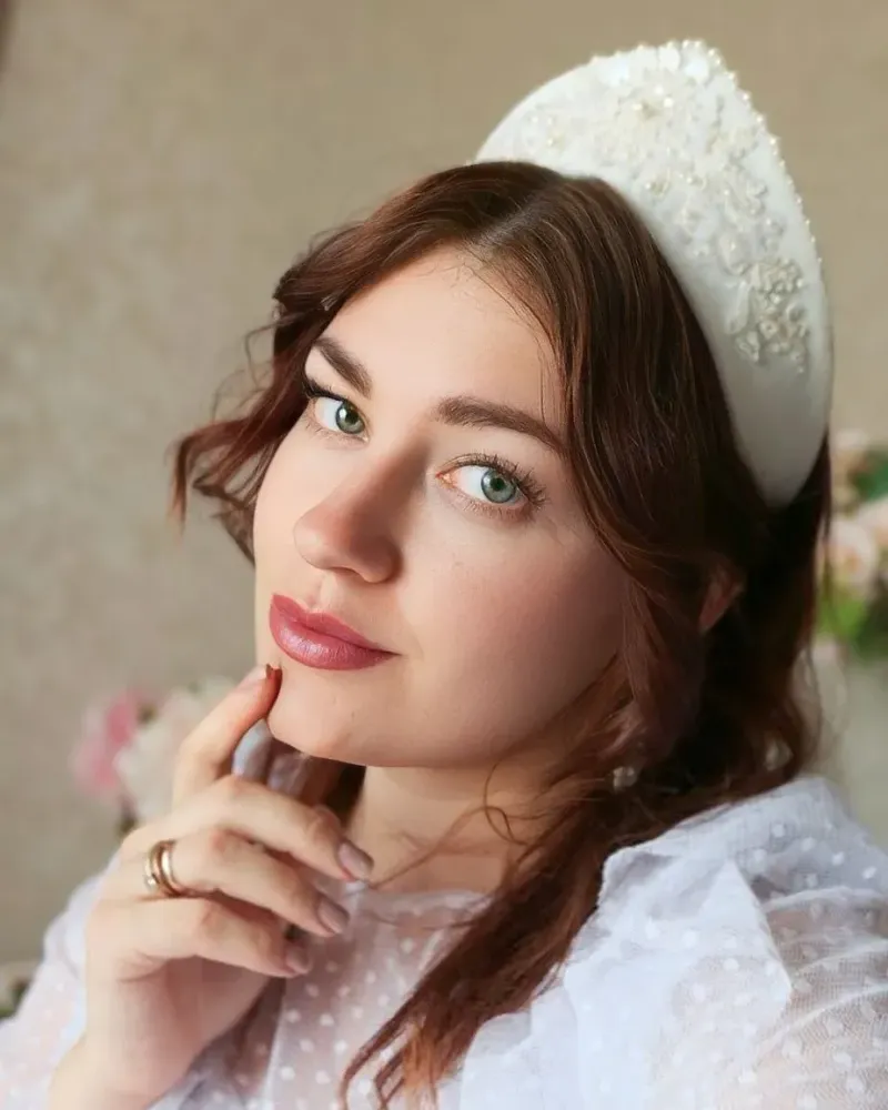 Кокошник с вышивкой, белый — Белый