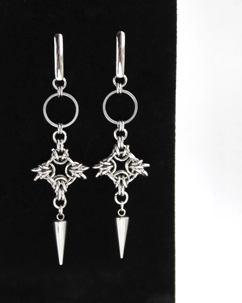 Стильные кольчужные серьги "Shuriken" — серебряные — Основной