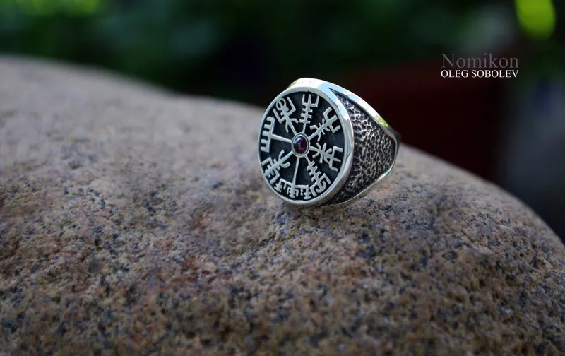 Перстень Vegvisir (Рунический компас) — Основной