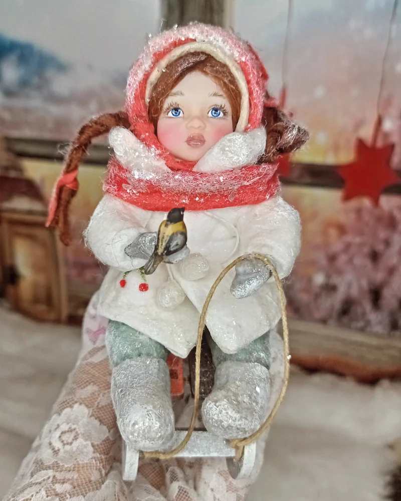 Ватная игрушка "Девочка с косичками"